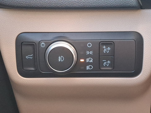 Used 2022 Ford Escape SEL image 27