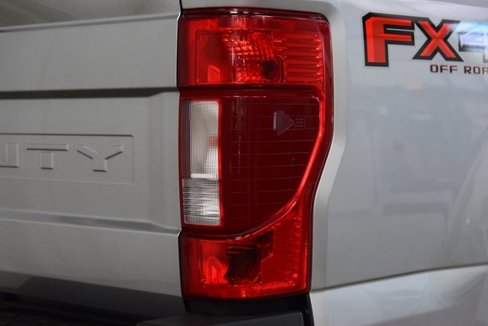 Used 2020 Ford F250 XLT w/ XLT Premium Package image 17