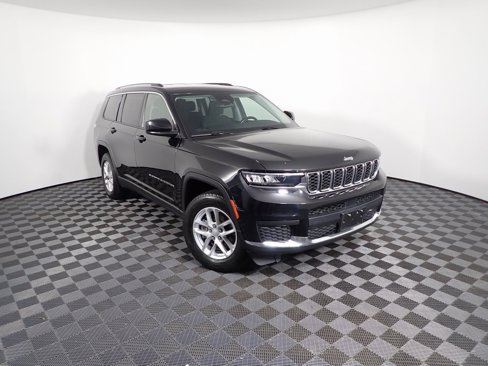 Used 2022 Jeep Grand Cherokee L Laredo w/ Luxury Tech Group I image 4