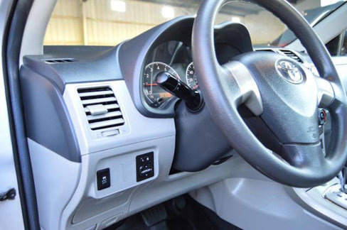 Used 2011 Toyota Corolla LE image 26