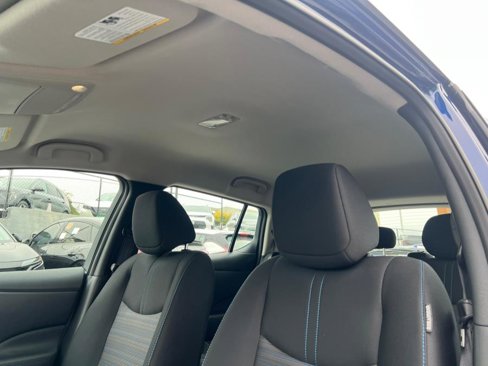 Used 2025 Nissan Leaf S image 18
