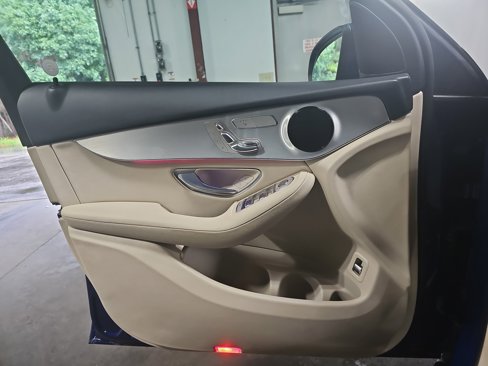 Certified 2020 Mercedes-Benz GLC 300 image 30