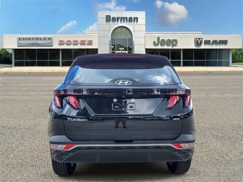 Used 2022 Hyundai Tucson SE image 7