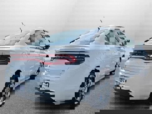 Used 2016 Dodge Dart SXT image 7