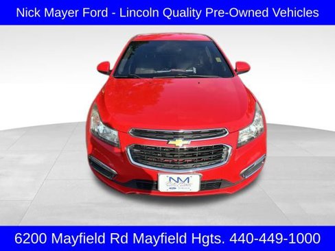 Used 2015 Chevrolet Cruze LT image 2