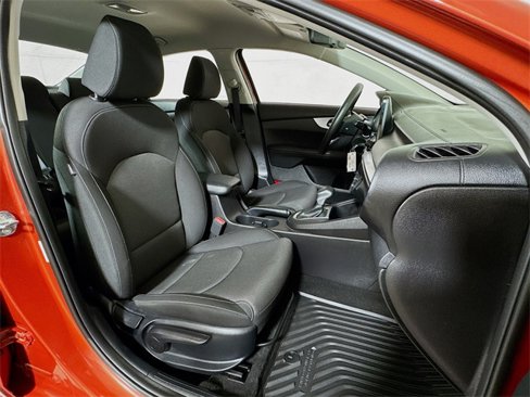 Used 2022 Kia Forte LXS w/ LXS Technology Package image 23