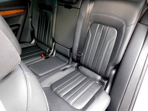 Used 2022 Audi Q5 2.0T Premium Plus image 16
