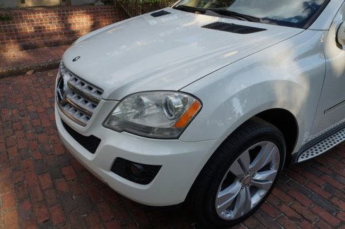 Used 2010 Mercedes-Benz ML 350 2WD image 7