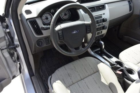 Used 2009 Ford Focus SE image 13