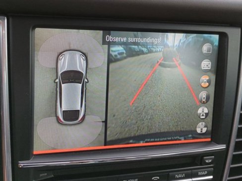 Used 2014 Porsche Panamera S image 19