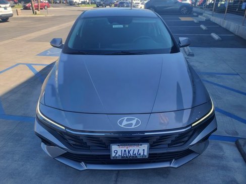 Used 2024 Hyundai Elantra SEL image 12