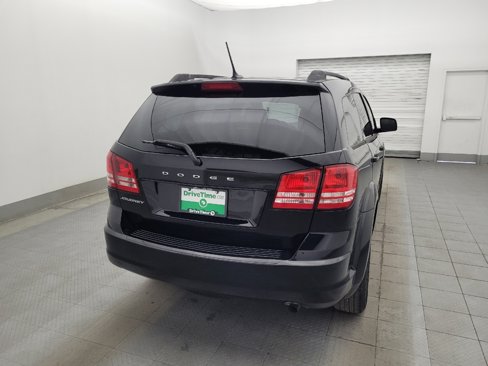 Used 2018 Dodge Journey SE w/ Blacktop Package image 7
