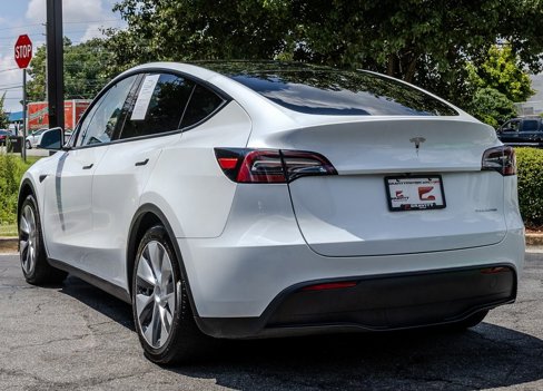 Used 2023 Tesla Model Y Long Range image 18