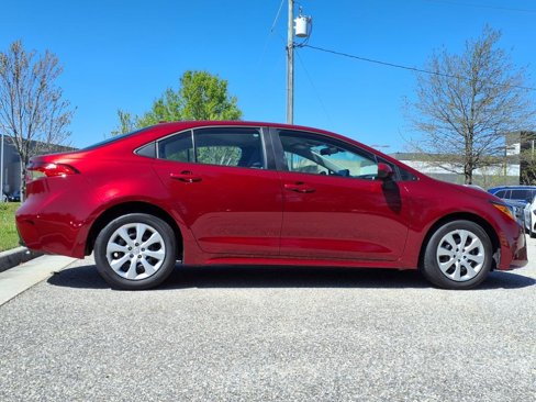 Used 2024 Toyota Corolla LE image 7