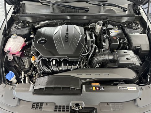 Certified 2024 Hyundai Sonata SEL w/ Convenience Package image 11