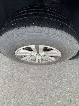 Used 2017 Chevrolet Traverse LT image 11