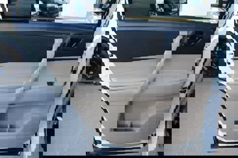 Used 2013 Toyota Highlander FWD image 22