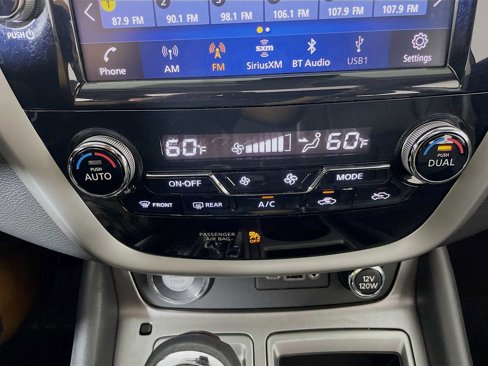 Used 2020 Nissan Murano SV w/ Premium Package image 13