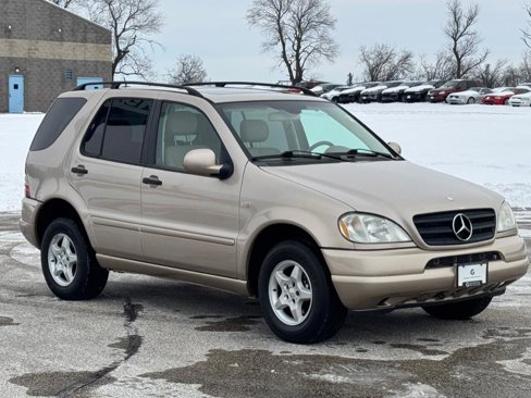 Used 2001 Mercedes-Benz ML 320 4MATIC image 8