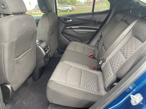 Used 2020 Chevrolet Equinox LT w/ Driver Convenience Package image 18