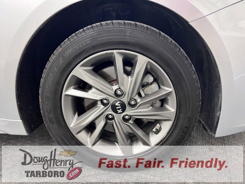 Used 2019 Kia Optima LX image 11
