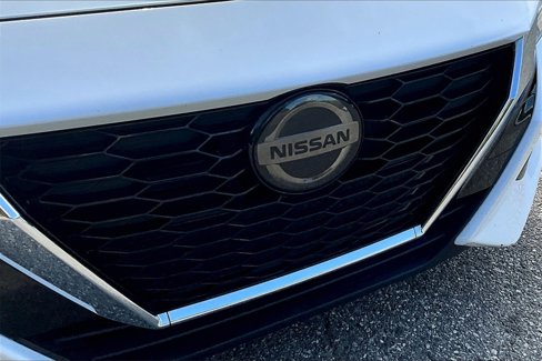 Used 2020 Nissan Sentra SV image 30