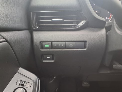 Used 2023 Nissan Sentra SV image 18