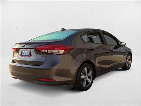 Used 2018 Kia Forte LX w/ LX Popular Package image 5