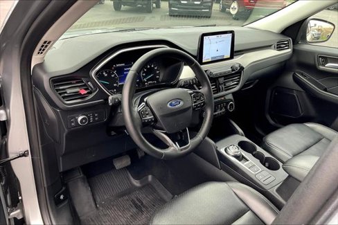 Used 2022 Ford Escape SEL image 15