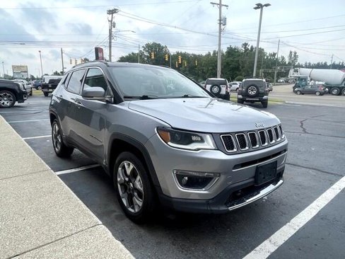 Used 2018 Jeep Compass Limited w/ Navigation Group image 4