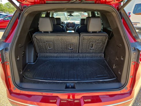 Used 2023 Chevrolet Traverse High Country w/ LPO, Floor Liner Package image 12