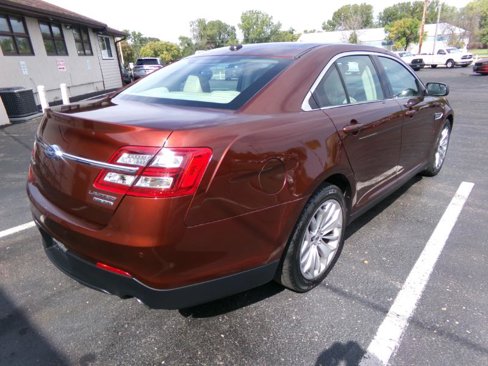 Used 2015 Ford Taurus Limited image 3