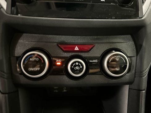 Used 2023 Subaru Crosstrek 2.0i image 18