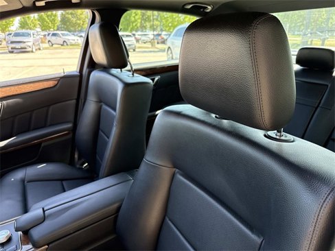 Used 2012 Mercedes-Benz E 350 4MATIC Sedan image 33