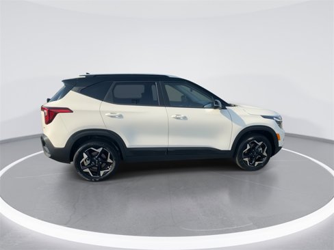 New 2026 Kia Seltos S image 9
