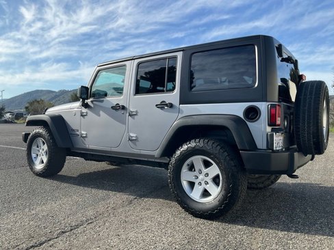 Used 2018 Jeep Wrangler Unlimited Sport S image 81