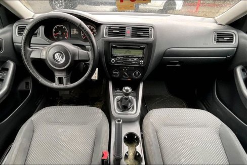 Used 2011 Volkswagen Jetta S image 13