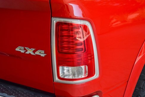 Used 2018 RAM 1500 Laramie w/ Convenience Group image 7