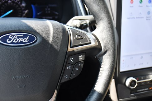 Used 2024 Ford Edge SEL image 32