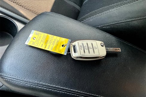 Used 2020 Kia Optima LX image 32