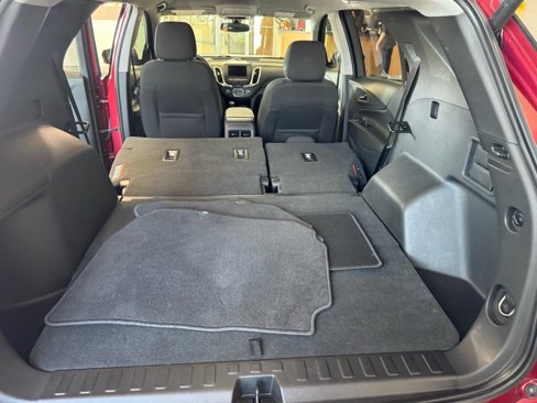 Used 2019 Chevrolet Equinox LT image 10
