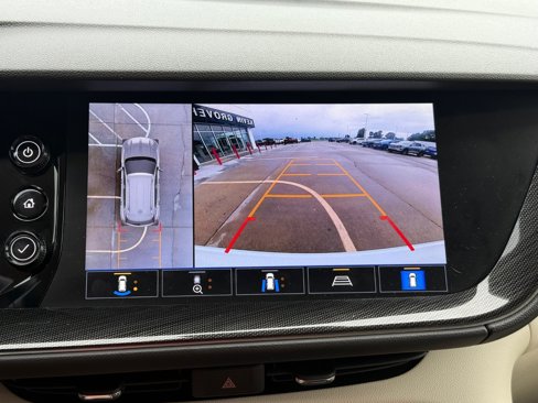 Certified 2021 Buick Envision Essence w/ Technology Package I image 29