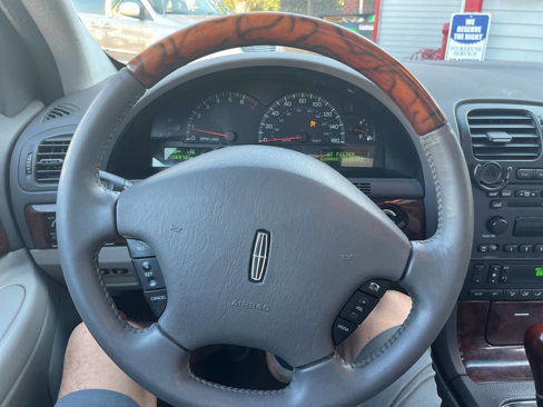 Used 2002 Lincoln LS image 17
