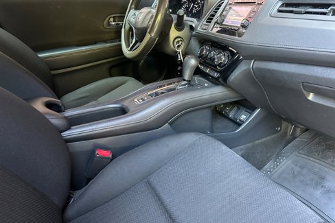 Used 2016 Honda HR-V LX image 18