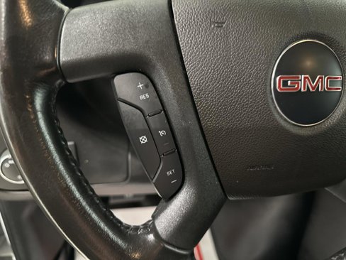 Used 2023 GMC Savana 2500 Extended w/ Driver Convenience Package image 15