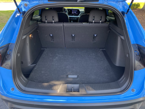 Used 2024 Chevrolet Trax RS w/ Sunroof Package image 25