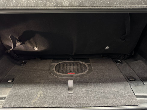 Used 2023 Jeep Wrangler Sport S image 29