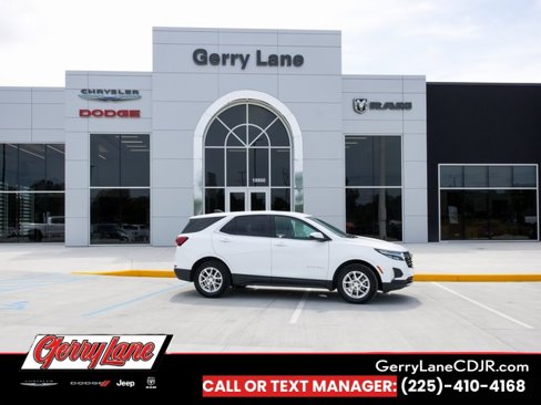 Used 2023 Chevrolet Equinox LT image 1