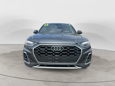 Used 2022 Audi Q5 2.0T Premium w/ Convenience Package image 3