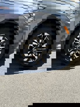 Certified 2024 Volkswagen Tiguan S image 4